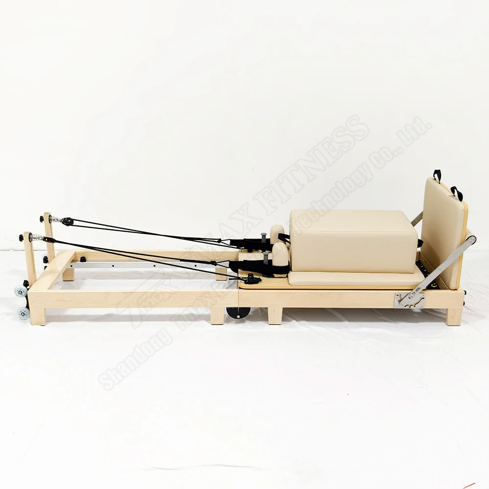 Machine multi usage en bois, pliable. Pilate  ///   Multi-purpose wooden machine, foldable.  Pilates