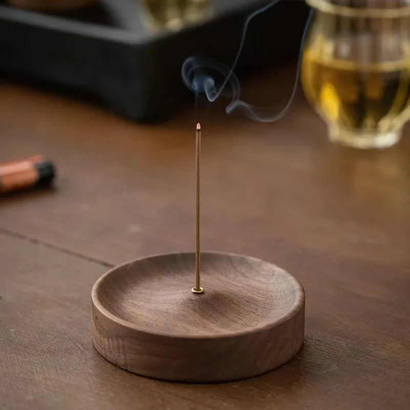 Base pour encens.   ///   Incense base.