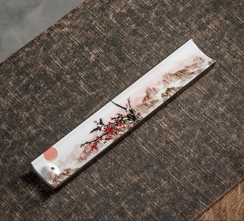 Porte encens en céramique.   ///   Ceramic incense base