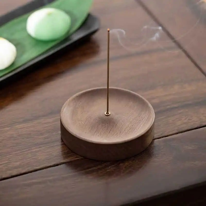Base pour encens.   ///   Incense base.