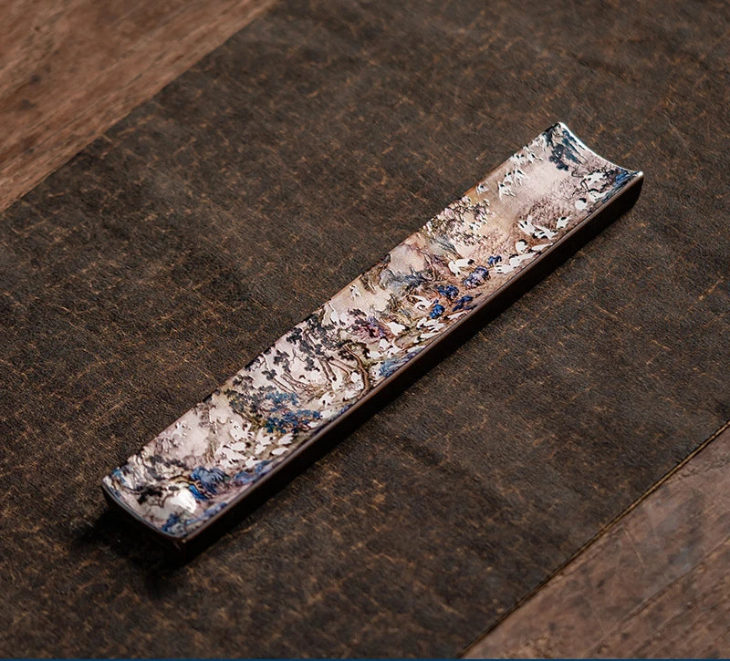 Porte encens en céramique.   ///   Ceramic incense base