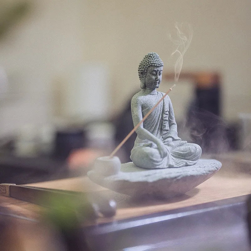 Statue porte encens de Buddha pour la méditation.   ///   incense statue for meditation